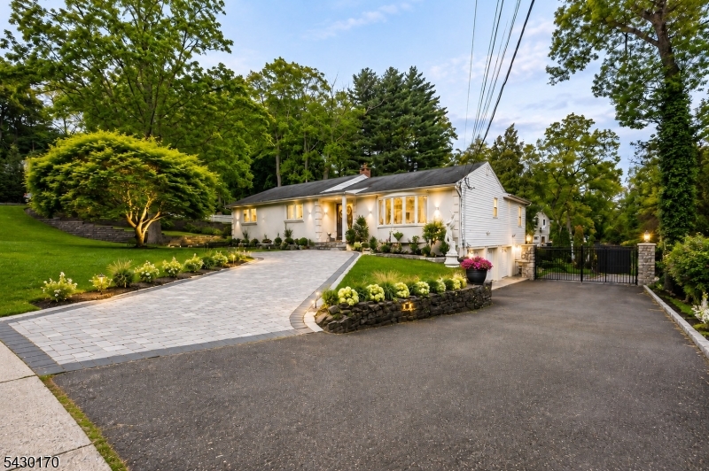 210 Alps Rd