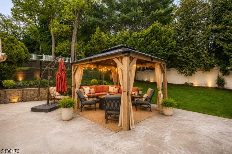 210 Alps Rd