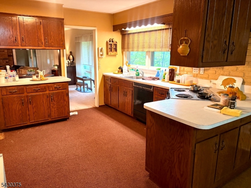 40 Valleyview Rd
