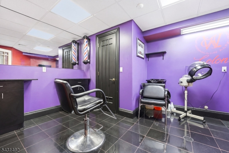 305 Blauvelt Ct