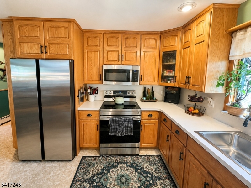600 County Road 565