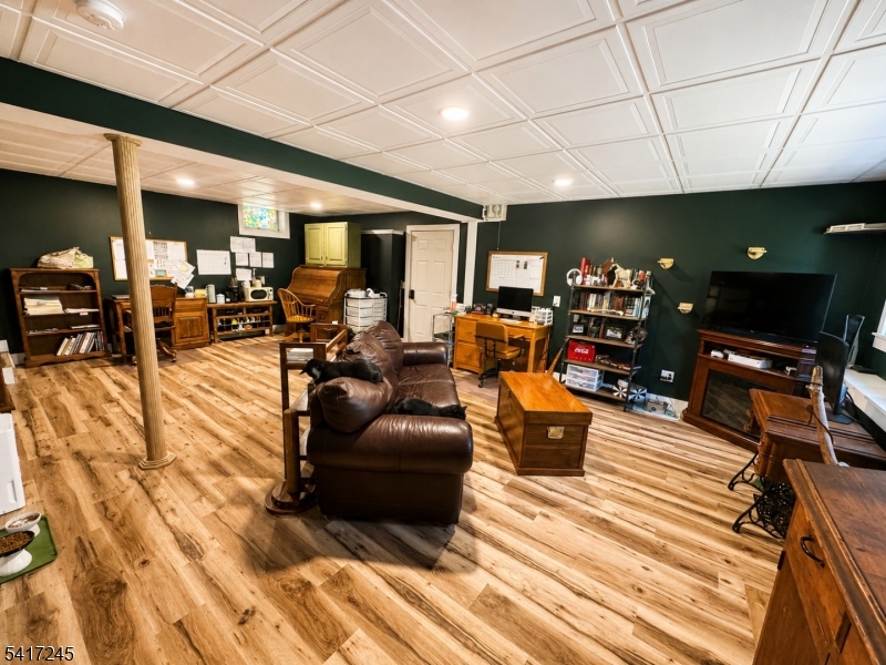 600 County Road 565