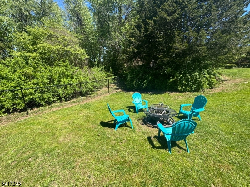 600 County Road 565