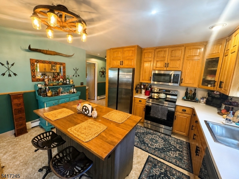 600 County Road 565