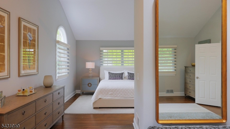 1091 Minisink Way