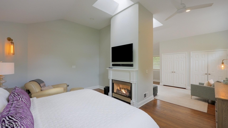 1091 Minisink Way