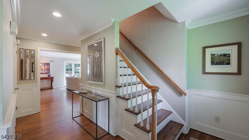 1091 Minisink Way