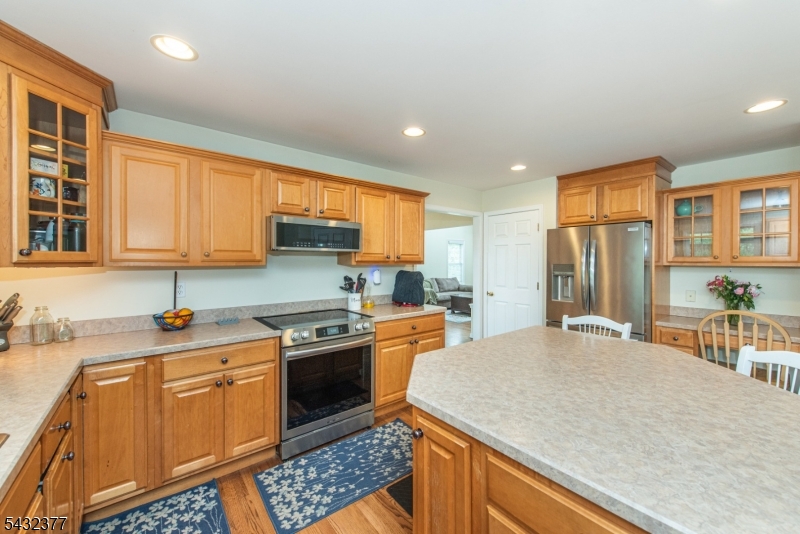 468 Ridge Rd