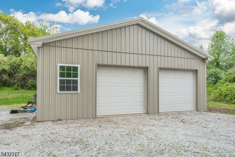 468 Ridge Rd