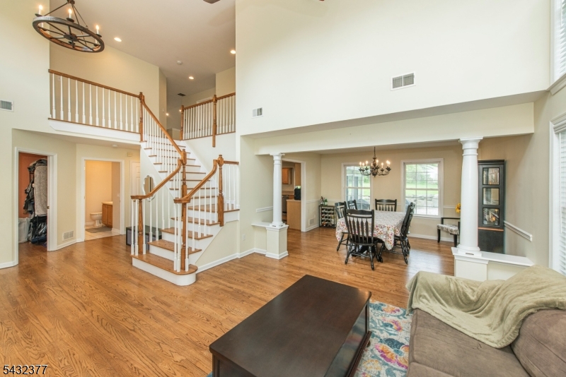 468 Ridge Rd