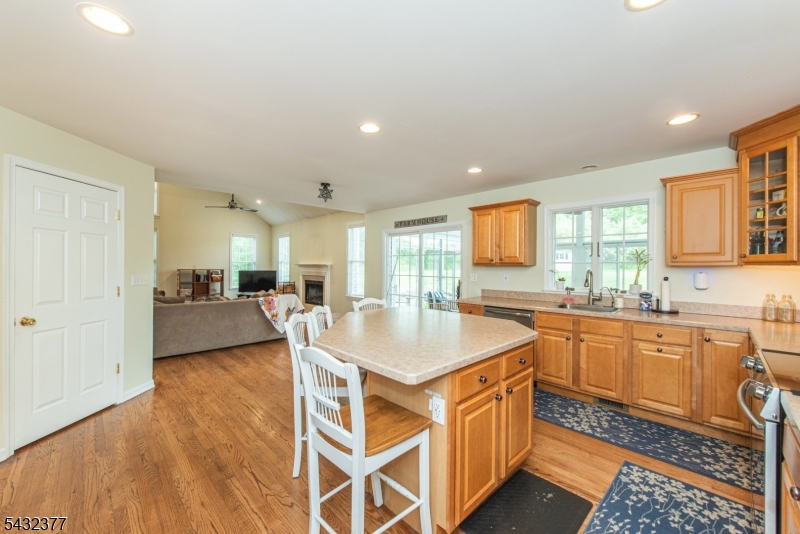 468 Ridge Rd