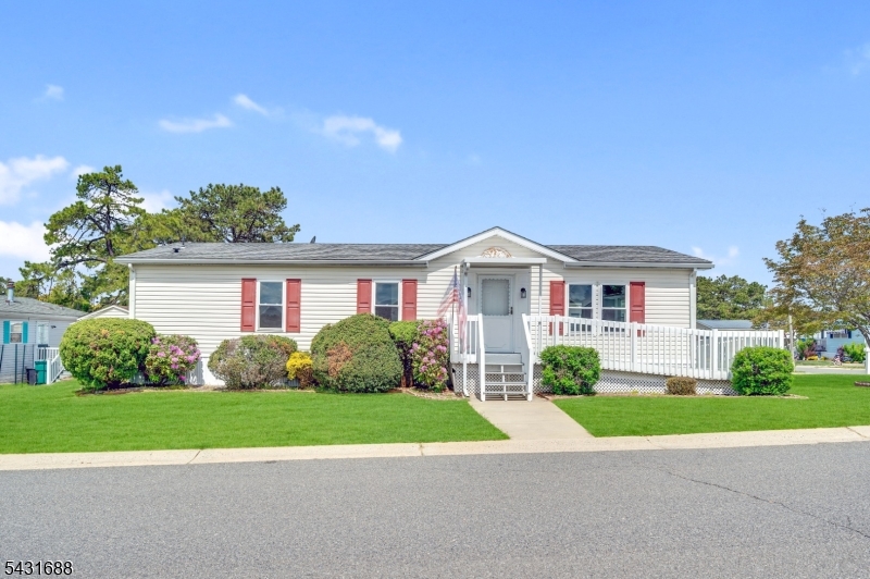 501 Momosa Drive