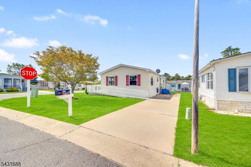 501 Momosa Drive