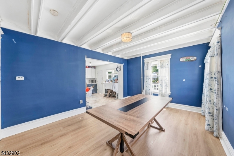 41 Edgar St