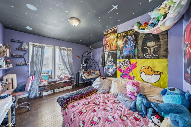 41 Edgar St