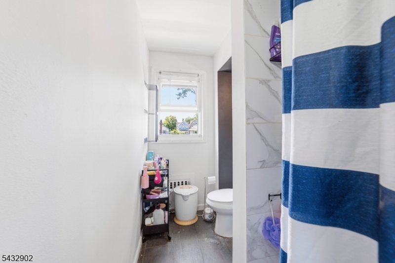 41 Edgar St