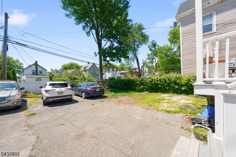 41 Edgar St