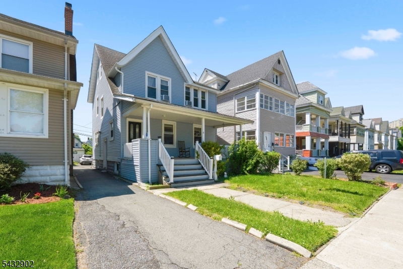 41 Edgar St