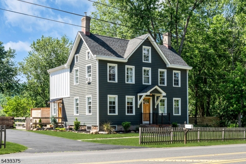 535 Rt 523
