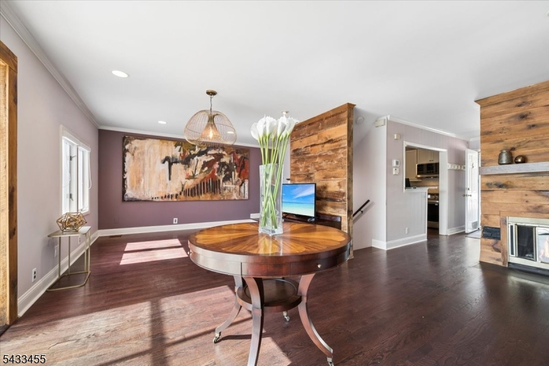67 Fox Hill Rd