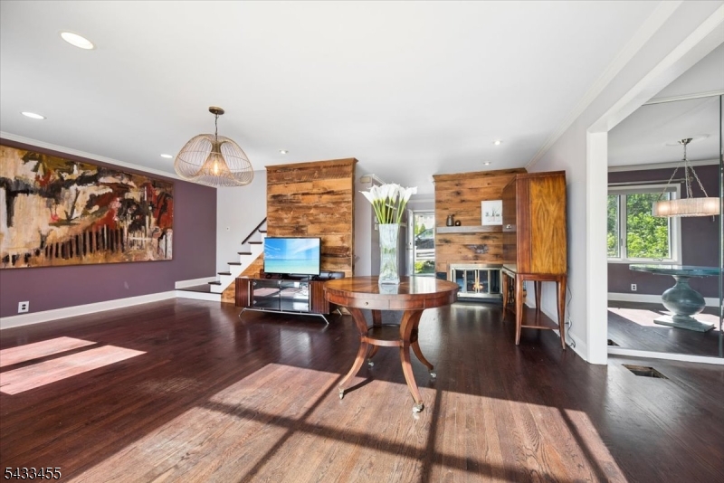 67 Fox Hill Rd