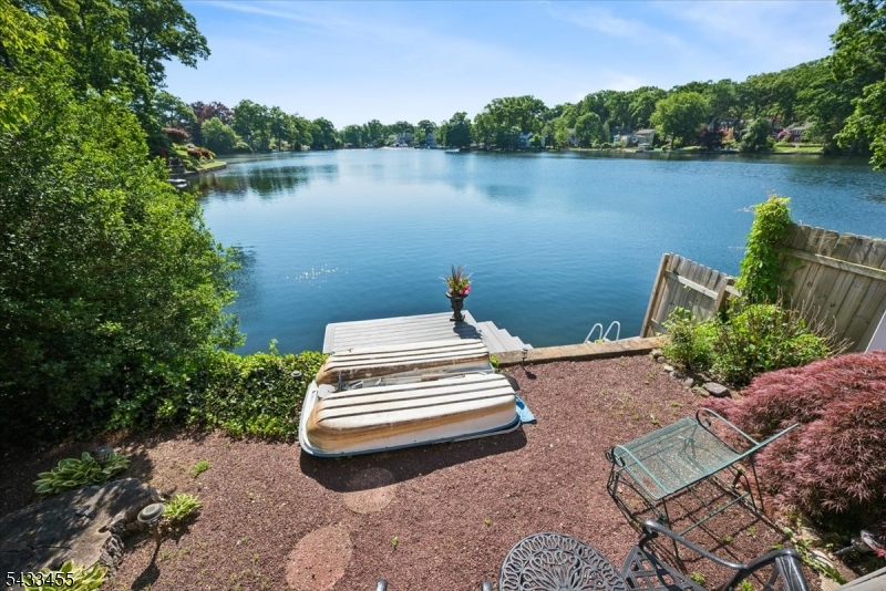 67 Fox Hill Rd