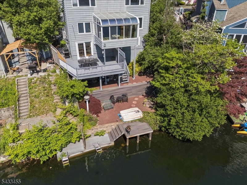 67 Fox Hill Rd
