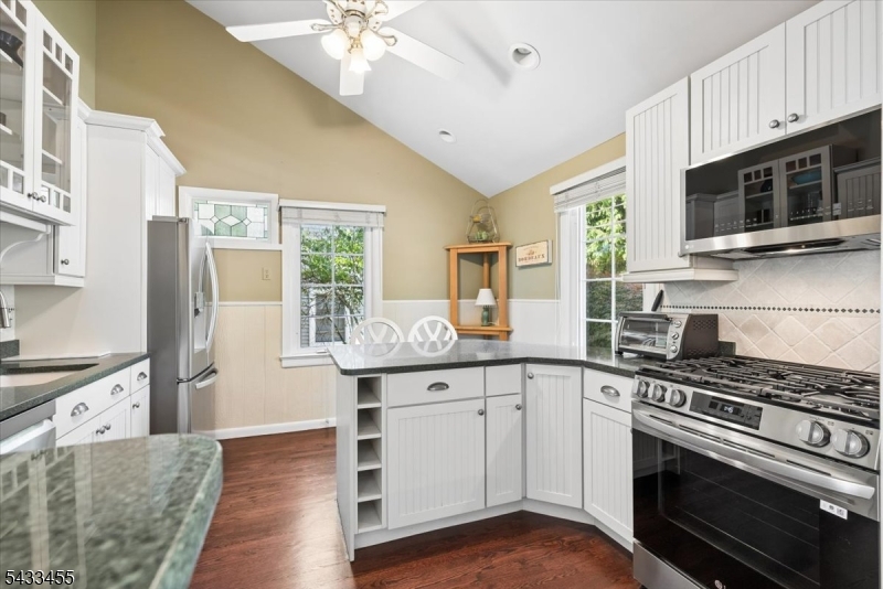 67 Fox Hill Rd