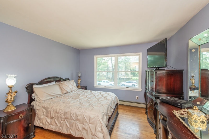 34 Terhune St
