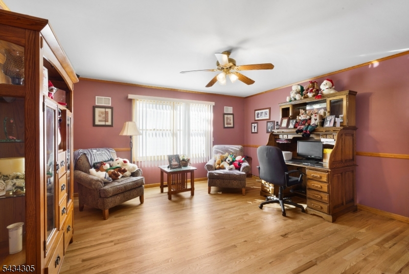 17 Pleasant Pl