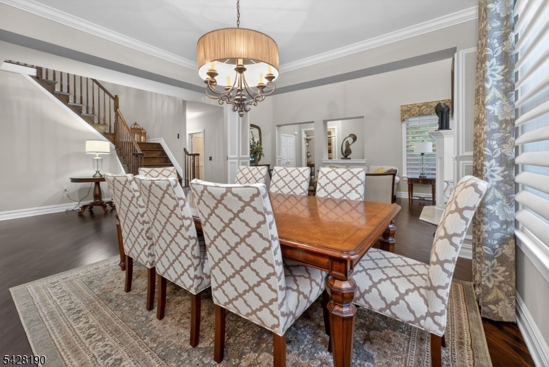 4 Mayflower Ct