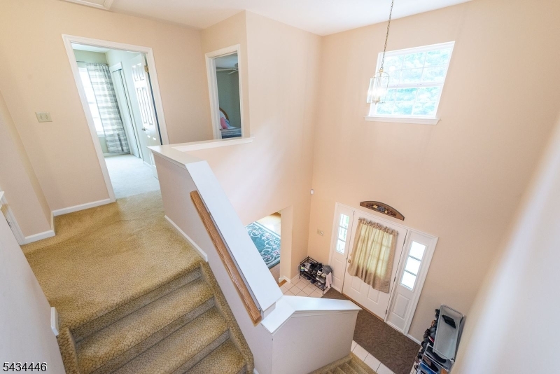11 Burnham Dr