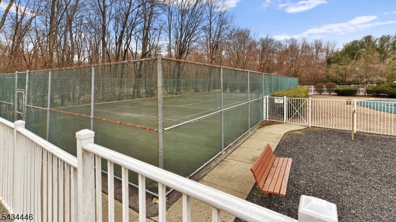 11 Burnham Dr