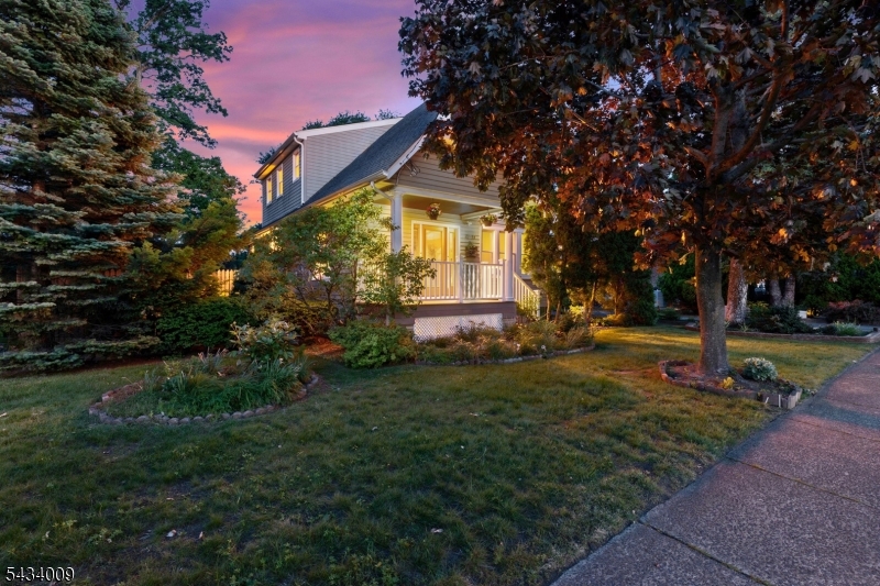13 Willow St