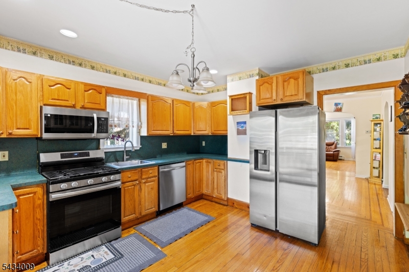 13 Willow St