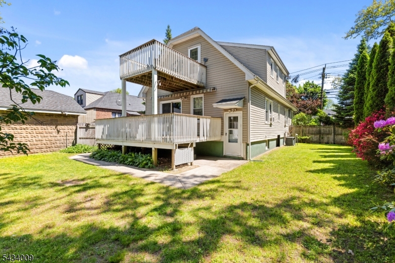 13 Willow St