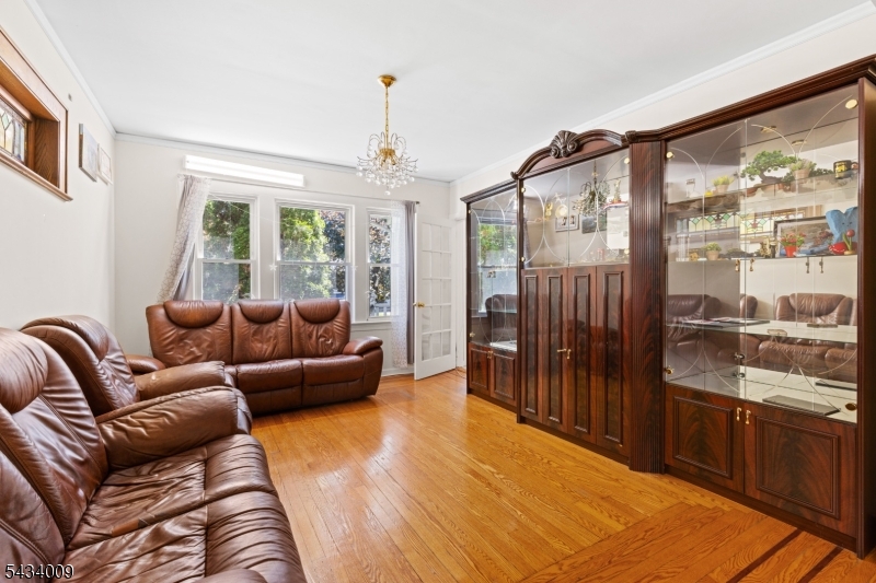13 Willow St