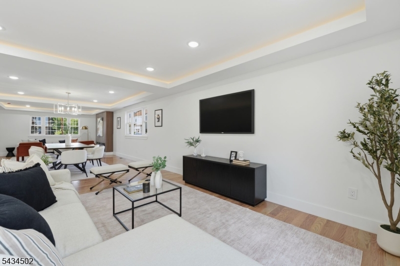275 Longview Rd