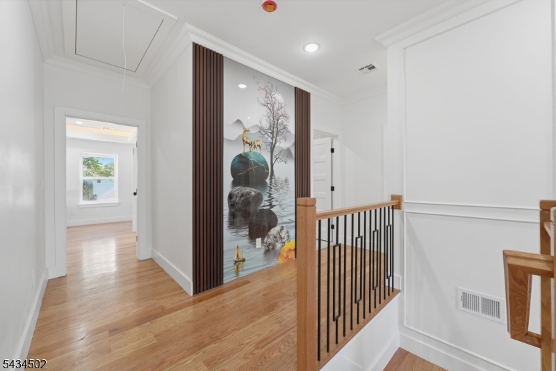275 Longview Rd