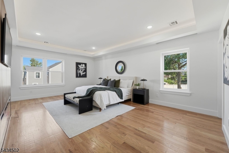 275 Longview Rd