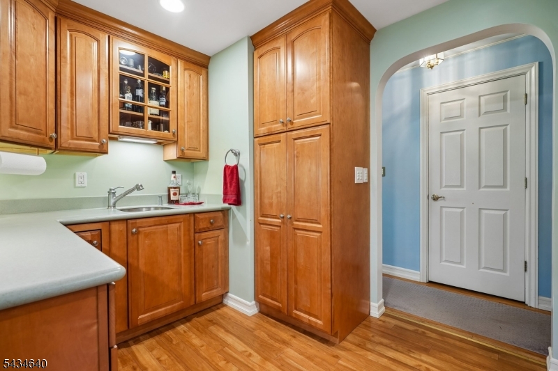 20 West End Ave