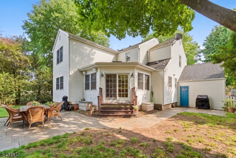 20 West End Ave