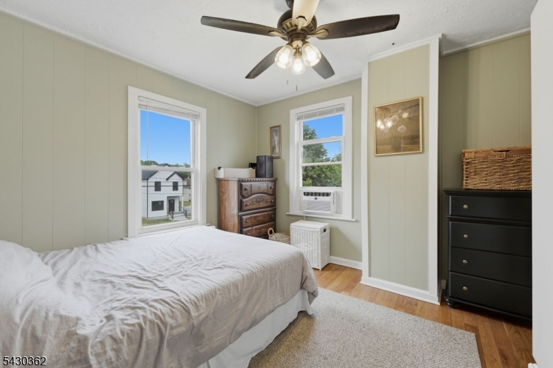 7 Fairview Ave