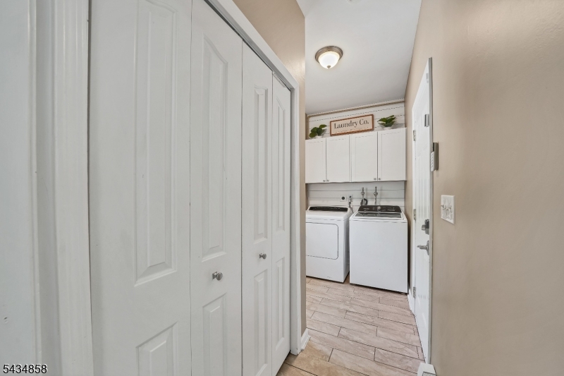 44 Nestlingwood Drive