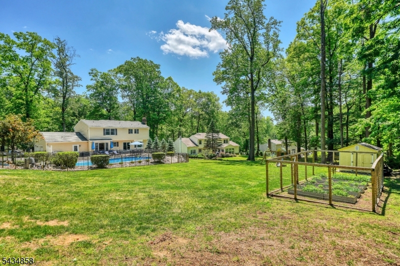 44 Nestlingwood Drive