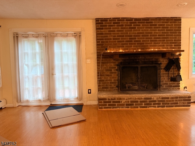 84 Scudders Rd