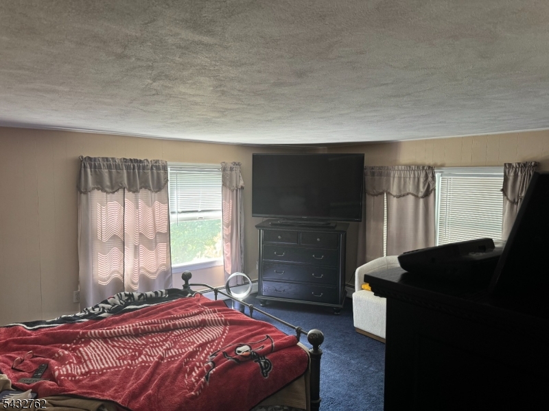84 Scudders Rd