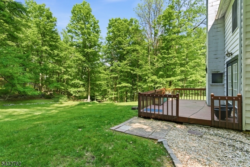 84 Scudders Rd