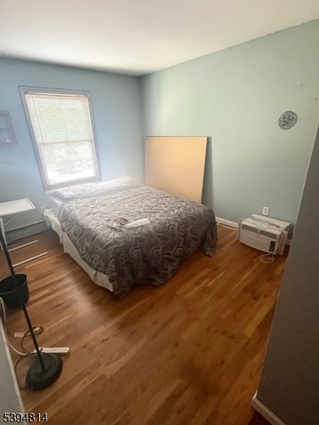 93 Hiawatha Blvd