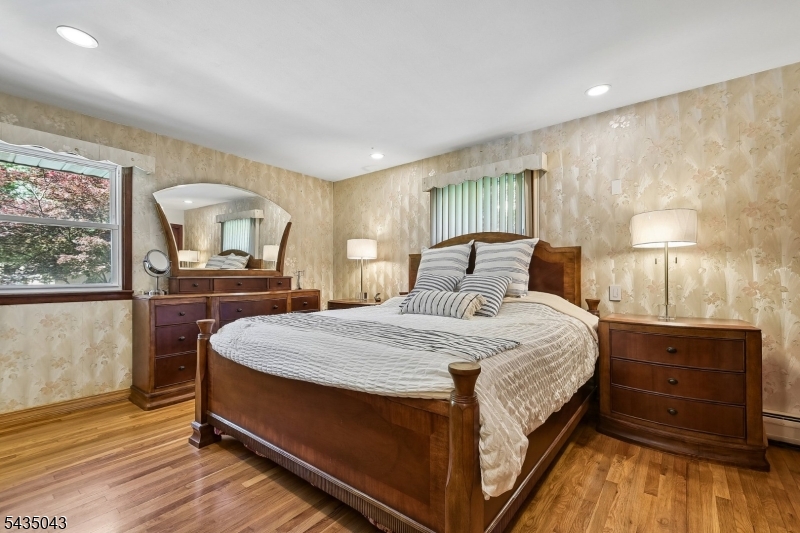 14 Hilldale Rd